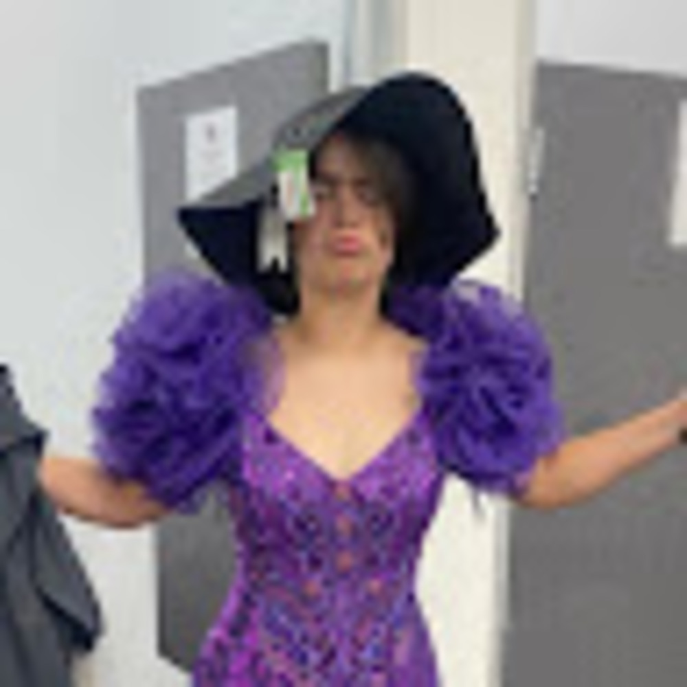 Meet your Posher, Natasha